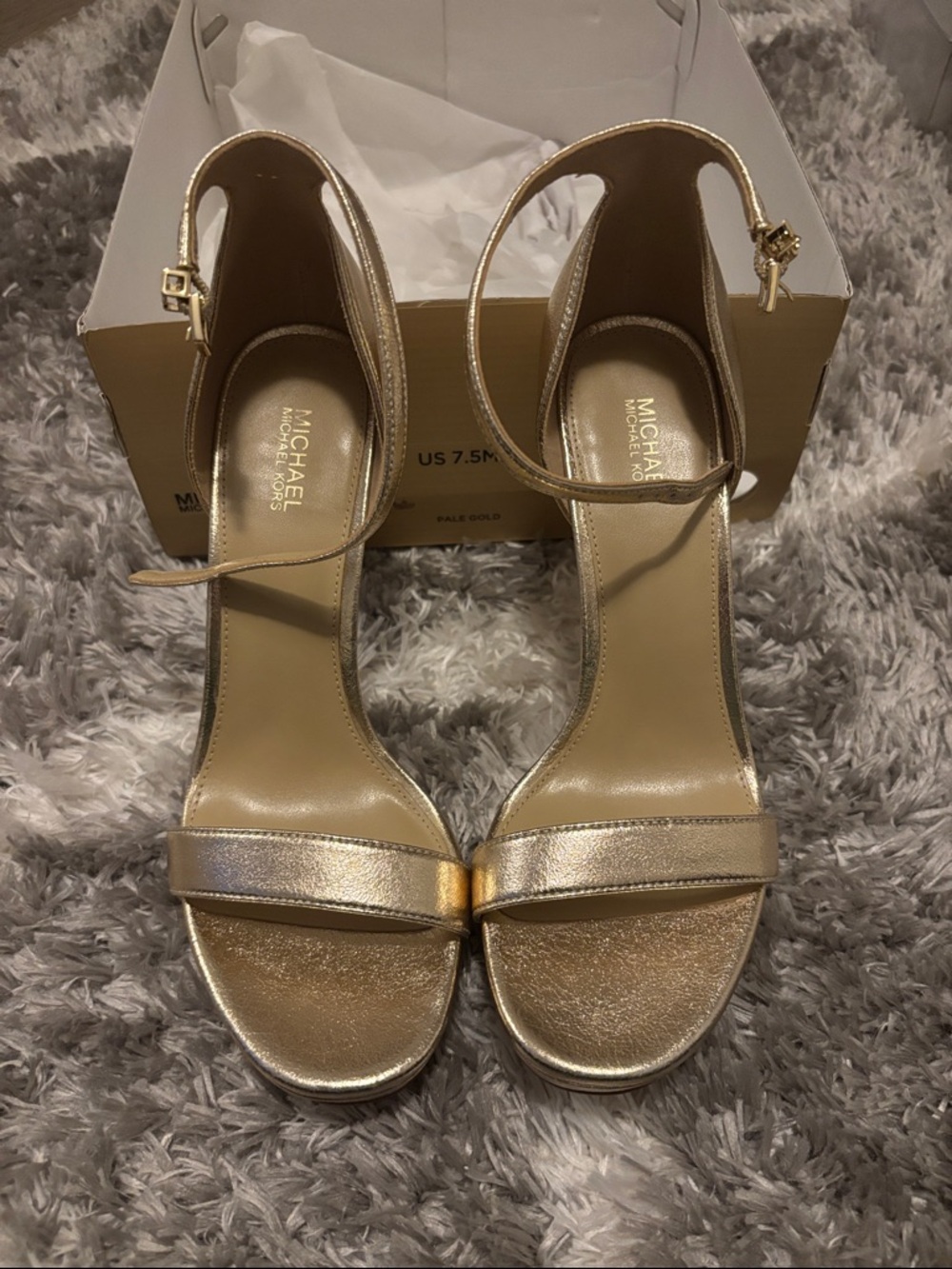 Michael Kors Margot Metallic Platform Sandal - Picture 6 of 8